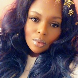 Meet your Posher, Ragena